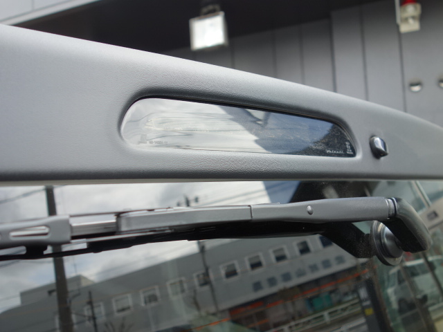 ヴァレンティー製ハイマウントライト装備！！