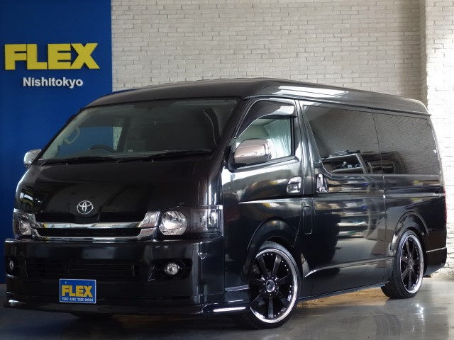 ２０年式ハイエースＶワイドスーパーＧＬ３ナンバー１０人乗り登録車両入庫しました！！