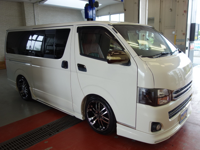 ３型スーパーＧＬホワイト入庫致しました！！