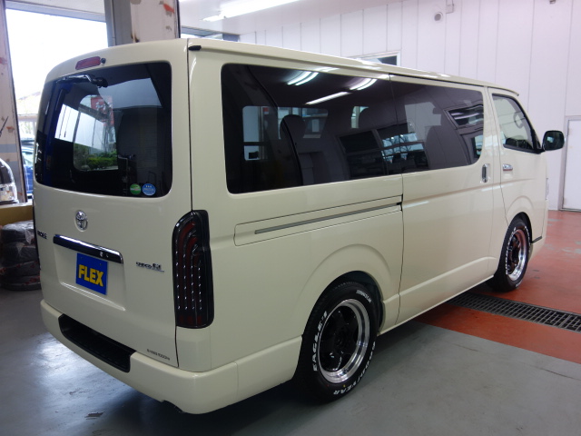 新車Ｓ－ＧＬ特設ライトイエローガソリン入庫しました！！納期に時間のかかるライトイエロー！！