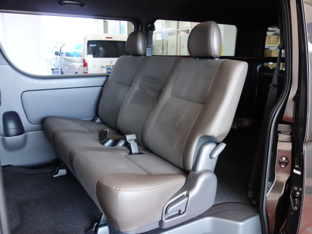 ５０周年特別仕様車２８００ディーゼルナビパッケージ入庫致しました！！