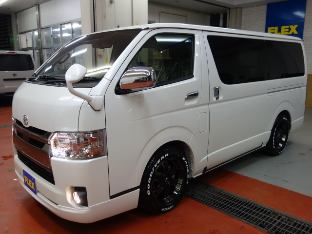 新車ハイエースＶダークプライムⅡ２８００ディーゼル４ＷＤナビパッケージ完成致しました！！店頭在庫車、即納車可能になります！！