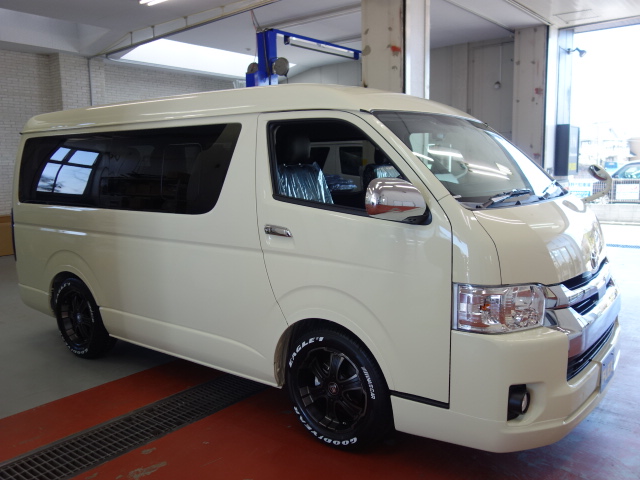 新車ワゴンＧＬ特設ライトイエロー４ＷＤファミリーに好評のＶｅｒ１シートアレンジツインナビパッケージ完成致しました！！