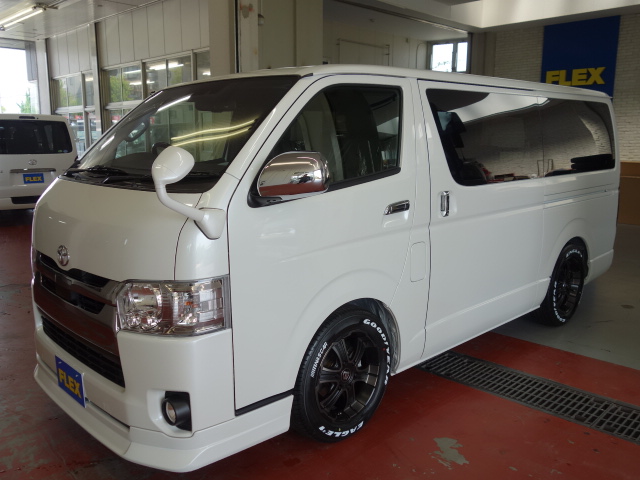 新車ハイエースＶダークプライムⅡ２０００ガソリン両側パワースライドドア装備ナビパッケージ完成致しました！！