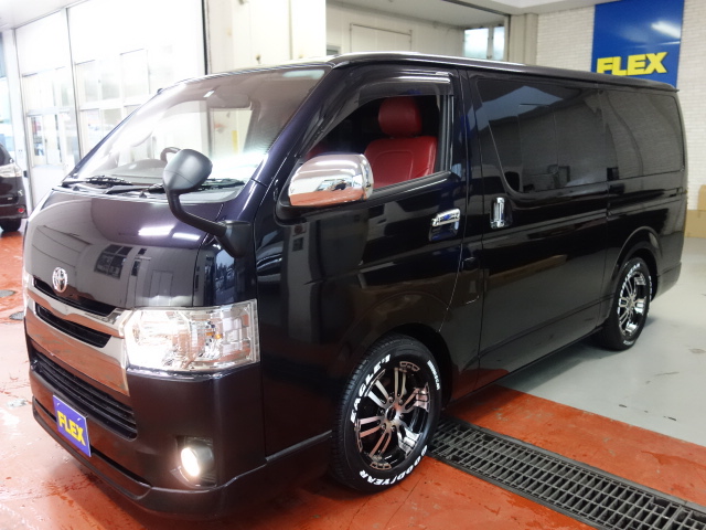 ２７年式ダークプライム２０００ガソリン外装、内装カスタム車両入庫致しました！！