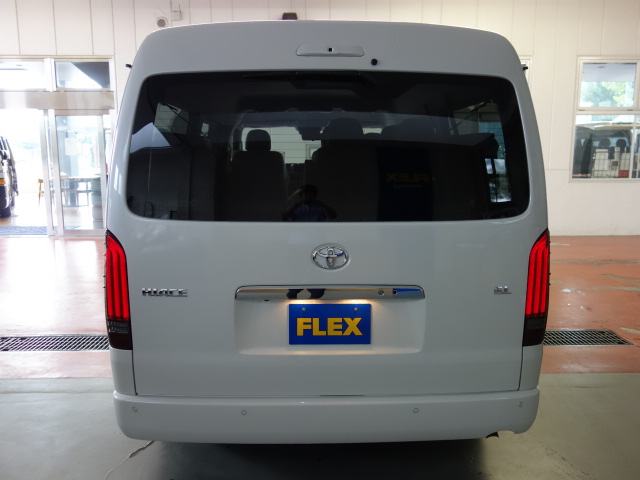 新型ハイエースワゴンＧＬツインナビパッケージ完成致しました！！店頭在庫車、即納車可能になります！！