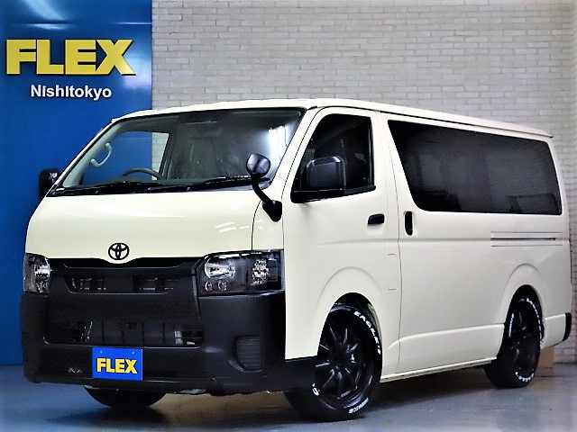 新型ハイエースＶＤＸスポーツパッケージ完成致しました！！マッドブラック×ライトイエローのシンプルカスタム済みの１台！！