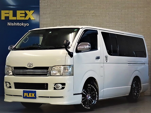 ２１年式ハイエースＶスーパーＧＬ３０００ディーセル４ＷＤ入庫致しました！！外装、内装カスタム済みになります！！