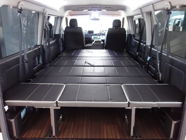 ２７年式ワゴンＧＬ２ＷＤアレンジＳＴシートアレンジ、ロングスライドレール、フルフラット専用床張り施工済みの１台入庫致しました！！