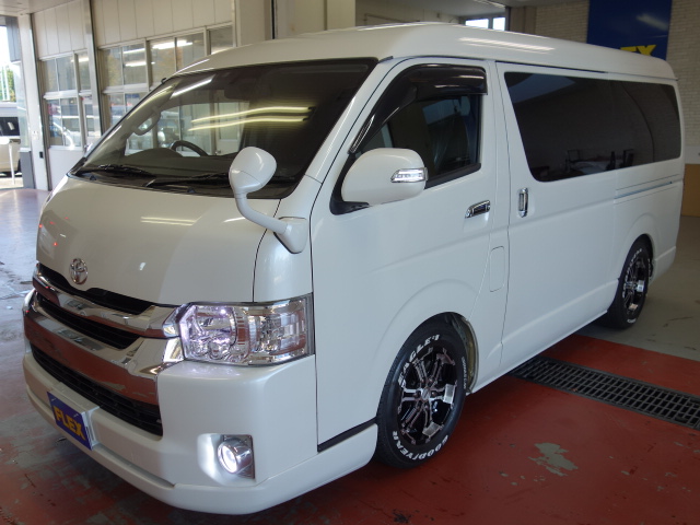 ２７年式ワゴンＧＬ２ＷＤアレンジＳＴシートアレンジ、ロングスライドレール、フルフラット専用床張り施工済みの１台入庫致しました！！