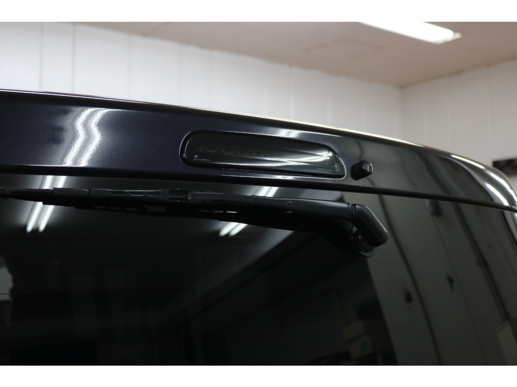 ヴァレンティーＬＥＤハイマウントライト交換済み！！
