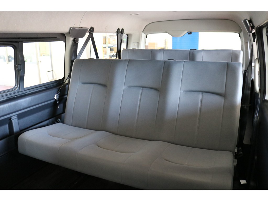 ２７年式ハイエースワゴンＧＬ４ＷＤ２７００ガソリンアレンジＳＴシートアレンジ施工ロングスライドレール搭載オリジナルパーツ多数装備済み！！