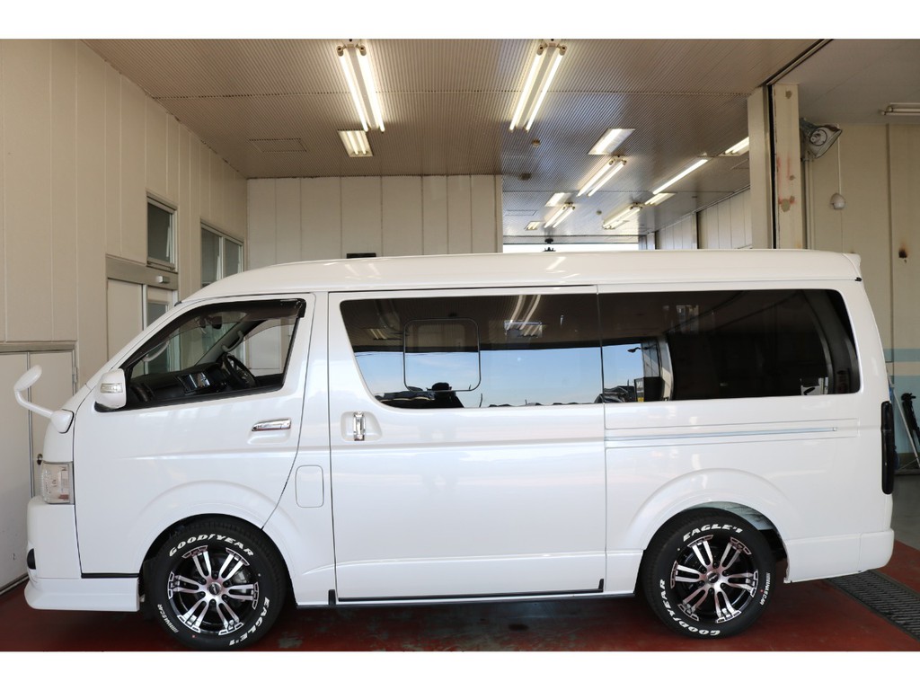 ２７年式ハイエースワゴンＧＬ４ＷＤ２７００ガソリンアレンジＳＴシートアレンジ施工ロングスライドレール搭載オリジナルパーツ多数装備済み！！
