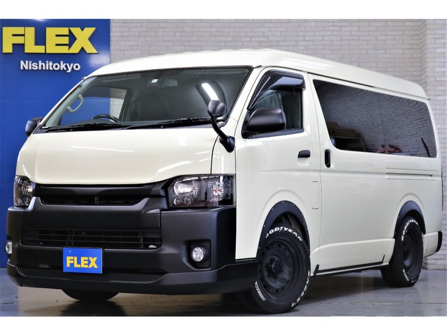 ３０年式ハイエースワゴンＧＬ４ＷＤ特設ライトイエローカスタム車両入庫！！トリプルナビパッケージ装備、リア全面床張り施工済み！！