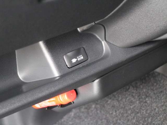 納車後のアフターサポートもお任せください！新車にはメーカー保証付き、中古車にはＦＬＥＸ安心整備保証がついております！ご納車後のカスタムのご相談も承っております！