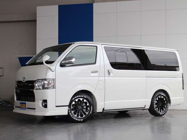 カーセンサー認定も随時行ってます！ハイエース・レジアスエース車種専属の熟練メカニックによる厳しいチェックに合格した車を展示・販売！！