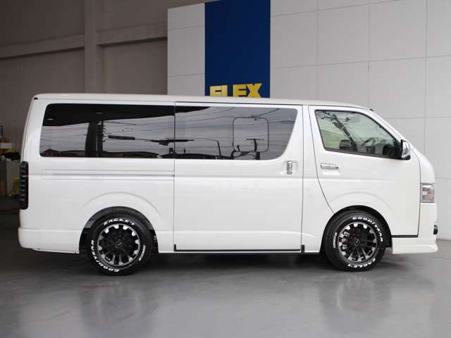 ネットに掲載のない画像や、詳細な車両情報もお気軽に、ハイエース担当スタッフまでお申し出ください。→okegawa@flexnet.jp　または　048-779-9122048-779-9122　まで！
