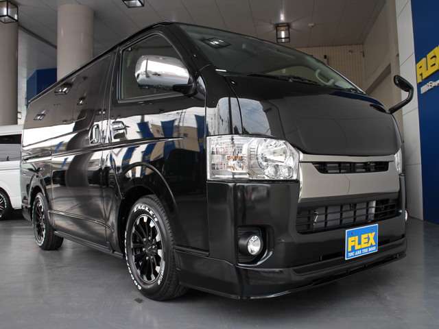 厳選の中古車は内外装は専門クリーニングスタッフにより抗菌クリーニング済みでとても綺麗です！　「ＦＬＥＸは定休日水曜！ＡＭ１０時００分～ＰＭ８時まで営業！更にお得なフェアも実施中です！