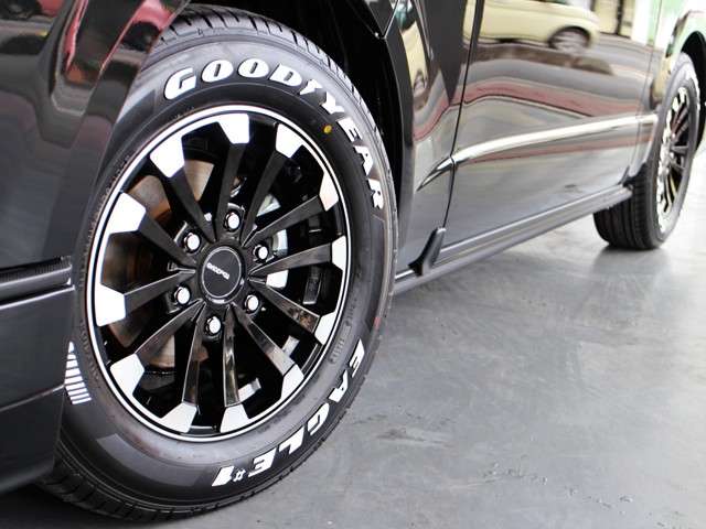 当社は昭和４２年創業開始！たくさんの実績の中からオートローンでお悩みの方、ご要望に合わせ無理のない返済プランもカーライフアドバイザーがご提案差し上げます。