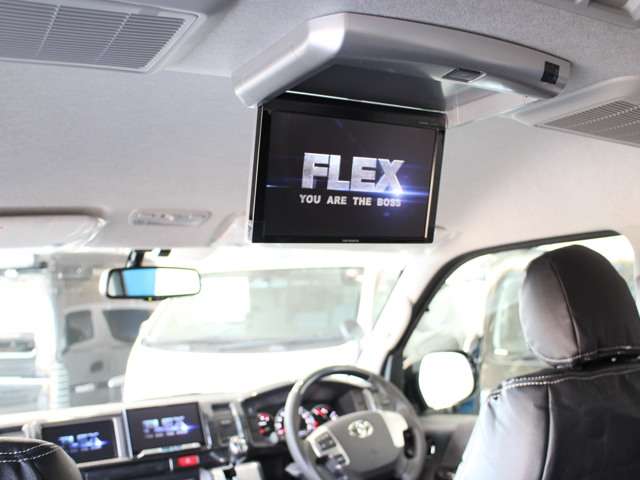 ハイエース・レジアスエース・キャラバン・ランクルと、FLEXは人気の車種が勢揃い！！お得な新車選びはFLEXにお任せ下さい！！