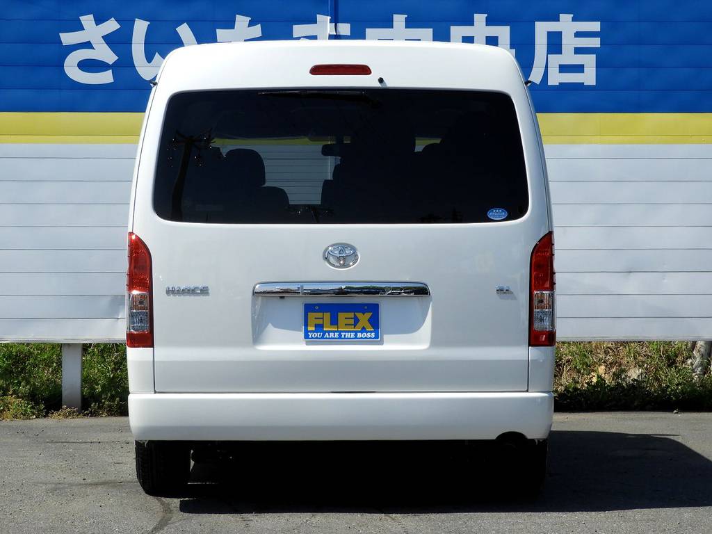 ボディのほとんどを室内に割り当てられているため、広大な車内空間が生まれます！