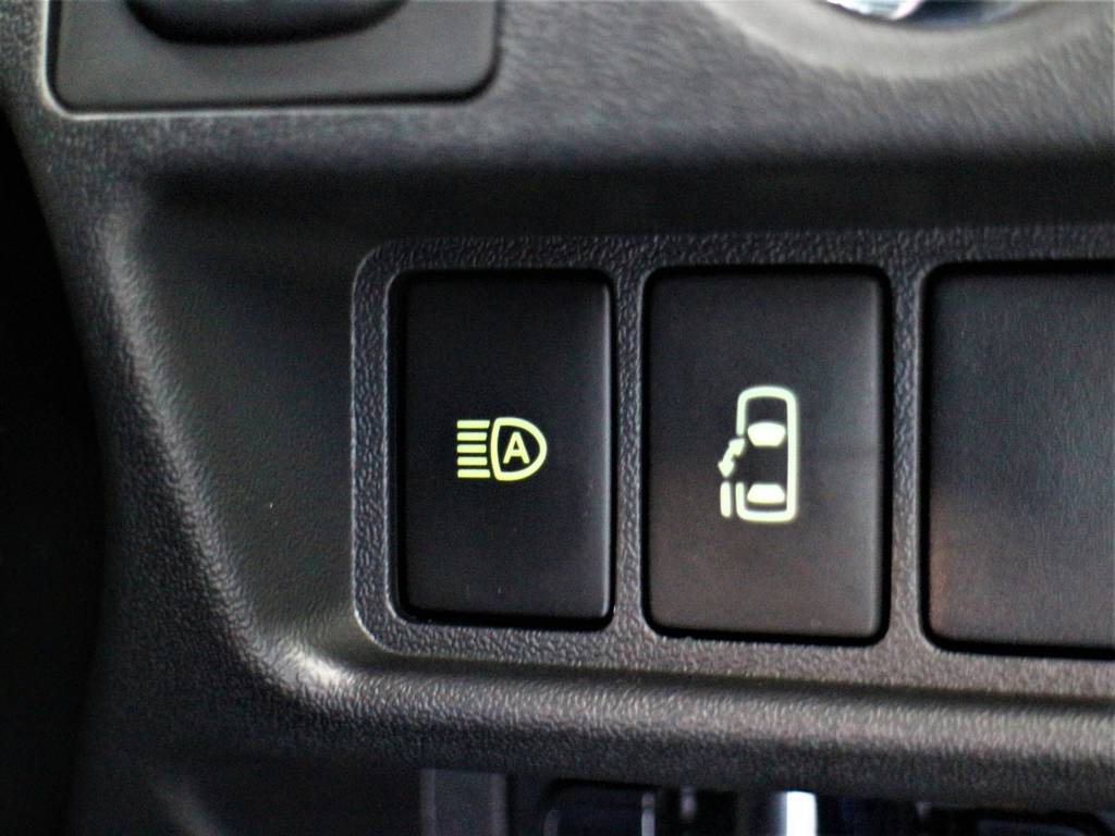 左側パワースライドドア！　オートマチックハイビーム（自動ハイビーム）！