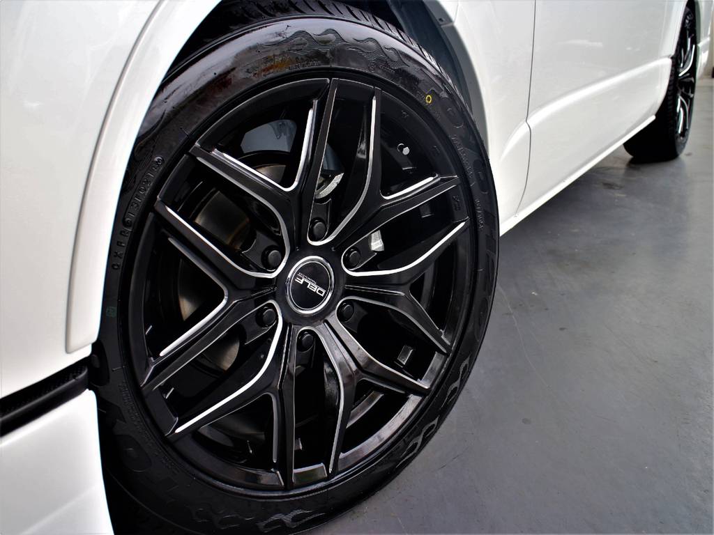 TOYO H20タイヤ！　DELF０１　１８インチアルミホイール！