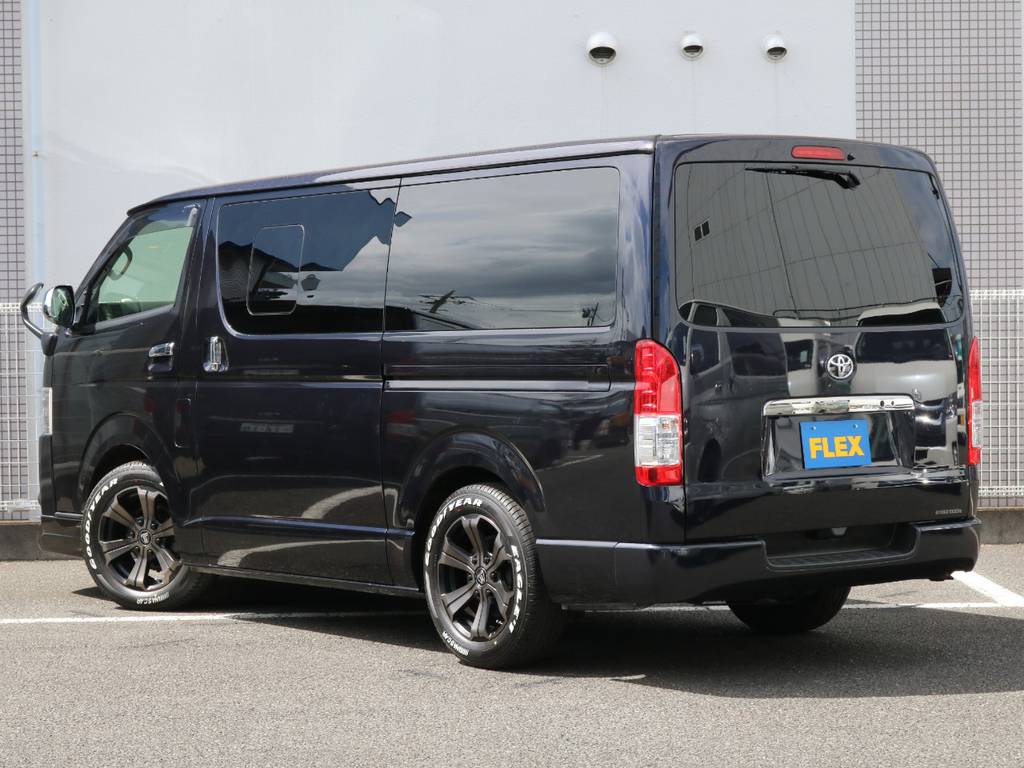リアフィルムも施工済みですので、プライバシーや車上荒らし対策もバッチリ！