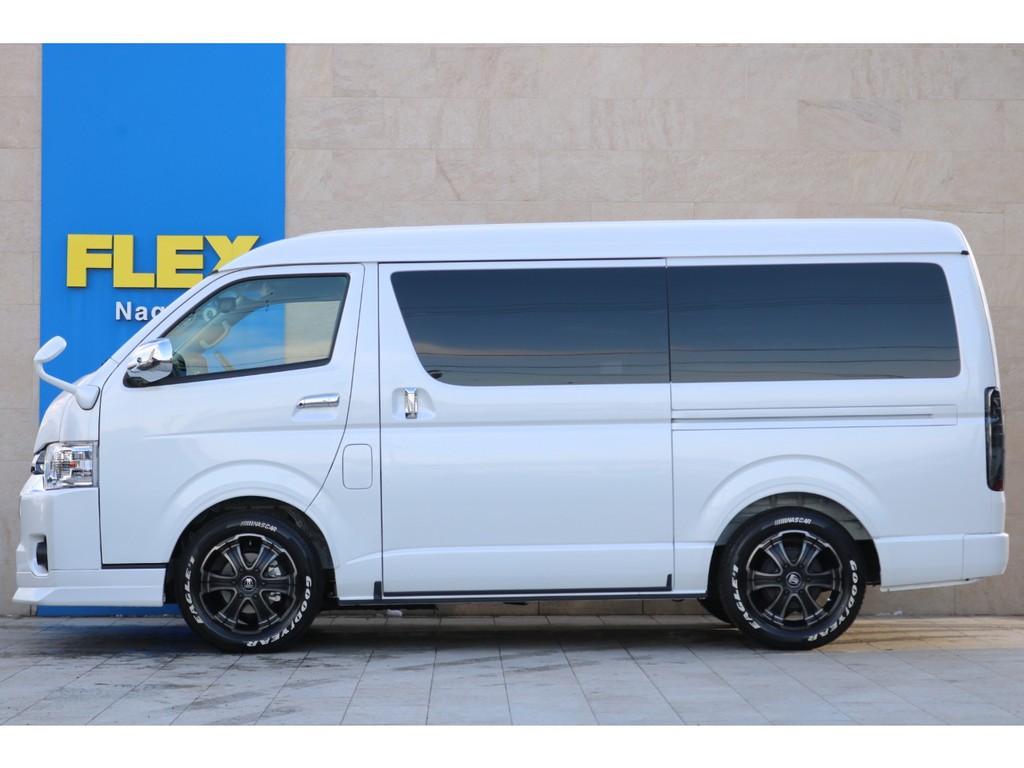 左側パワースライドドア！