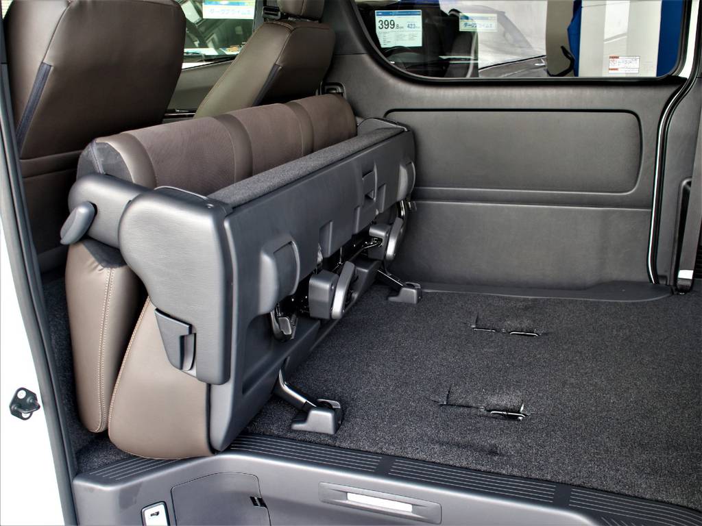 セカンドシートは折りたたみ可能です！