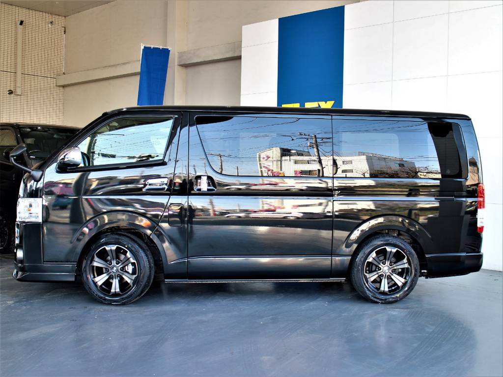 両側パワースライドドア！