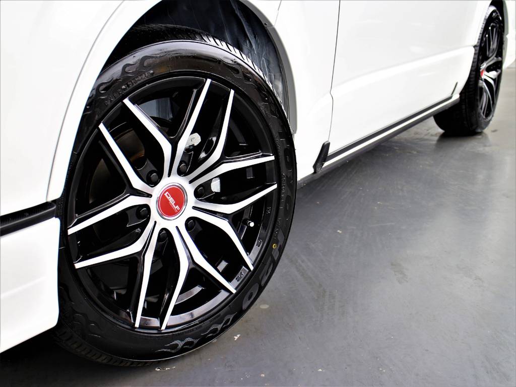 TOYO H20タイヤ！　DELF01　18インチアルミホイール！　CRSリーガルフェンダー！