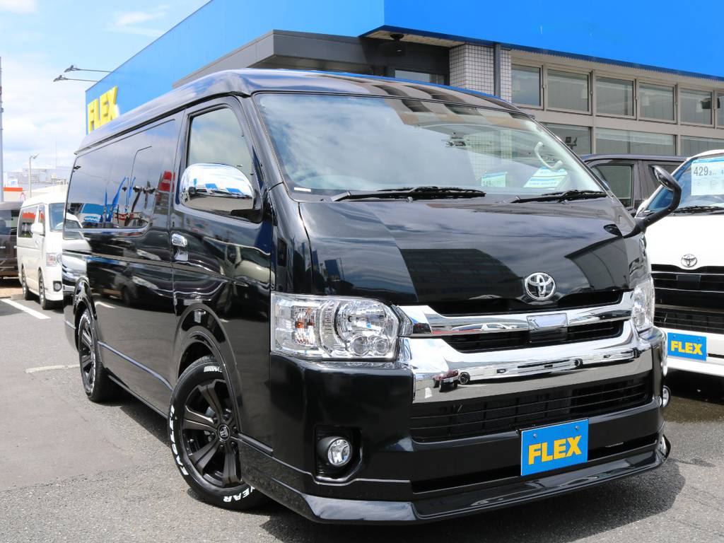 ＦＬＥＸオリジナルフロントリップスポイラー、オーバーフェンダーやメーカーオプションのＬＥＤヘッドライト/フロントフォグランプなどカスタム多数！！