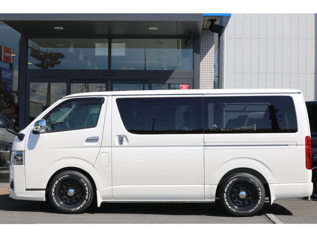 キッズスペースもありますのでお子様も安心です!!