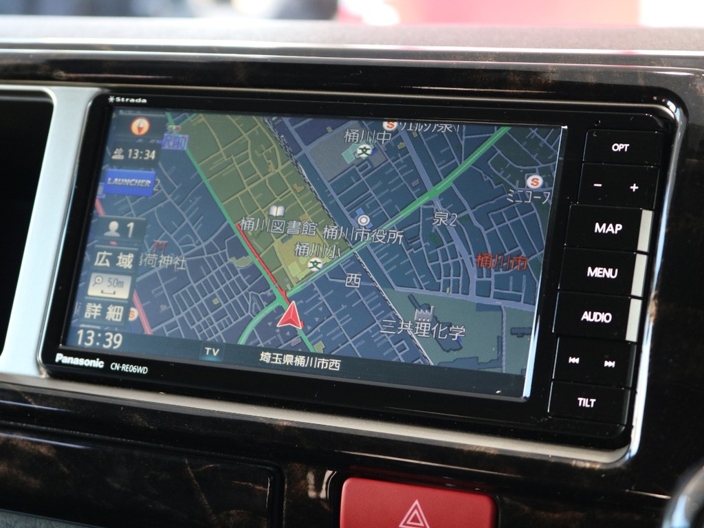 パナソニックストラーダSDナビ！※音楽録音、DVD再生.Bluetooth接続可能！フルセグ！