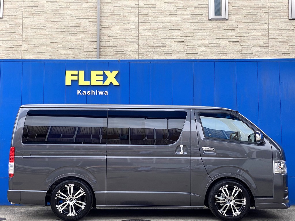 １．５インチローダウン施工済！！