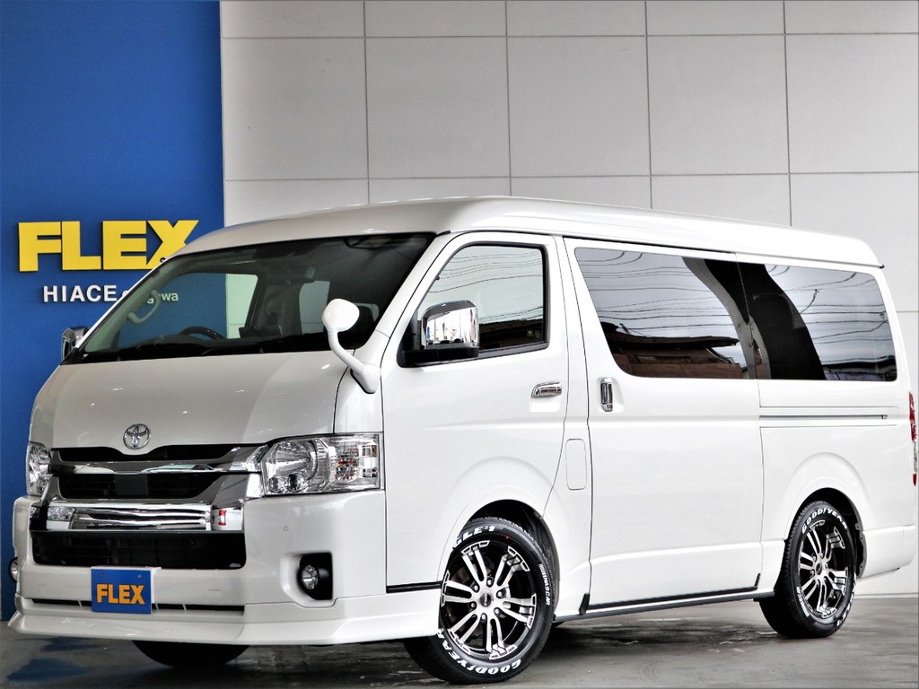 【新車】ハイエース　ワゴンGL　４WD　人気のパッケージ　使い勝手も良くカッコよく！！パナソニック１０インチナビ　フリップダウンモニター完備