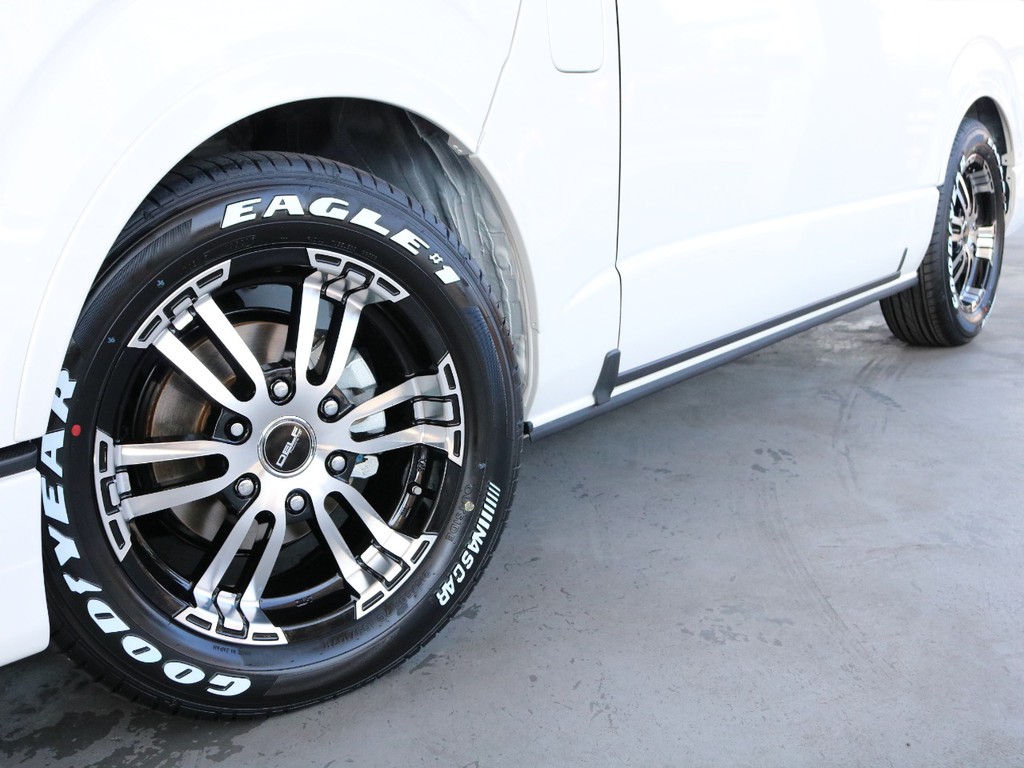 FLEXオリジナルDELF02　17インチアルミホイール☆グッドイヤーナスカータイヤ☆