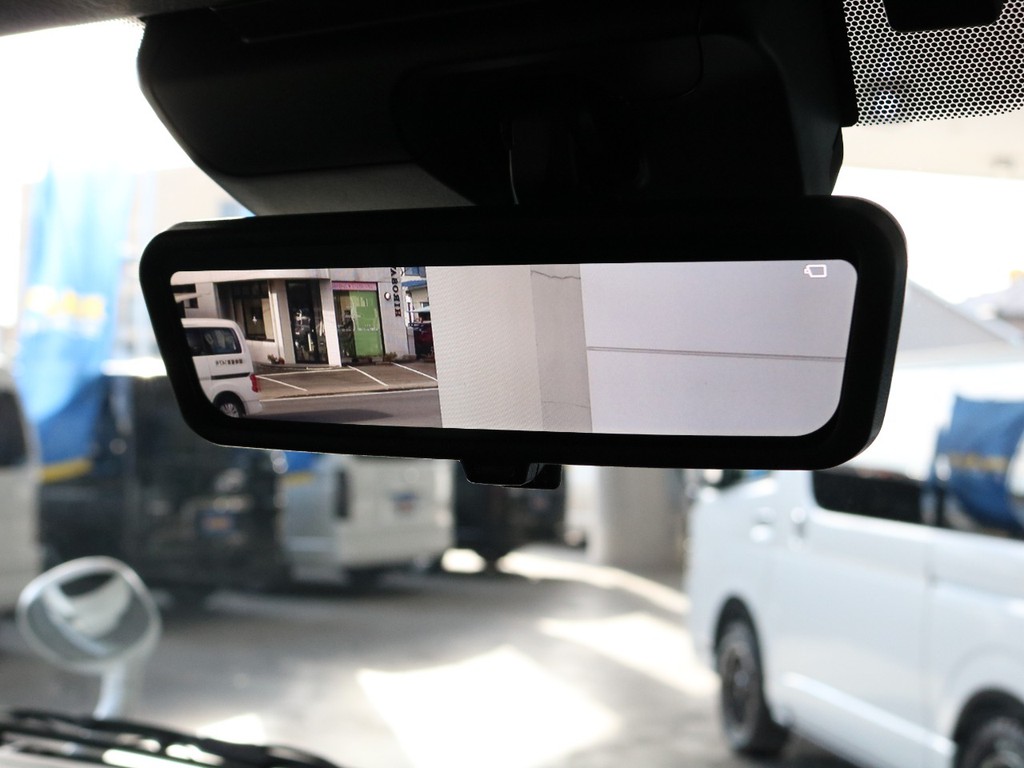 新搭載☆デジタルインナーミラー☆