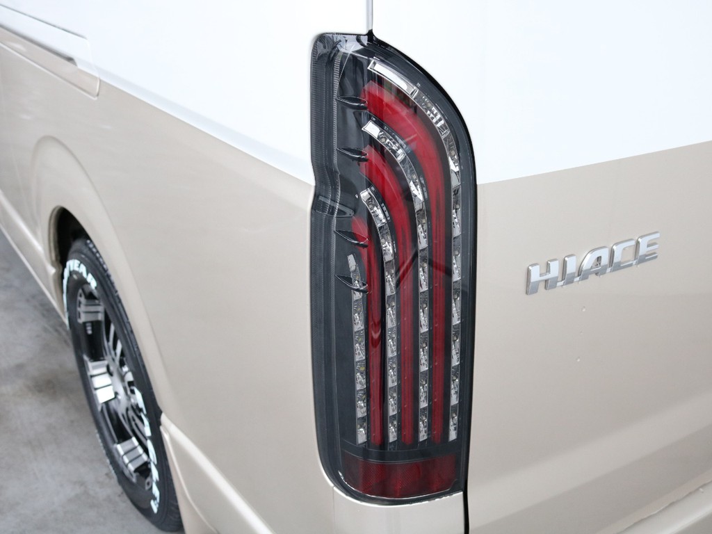 FLEXオリジナル煌きLEDテール☆