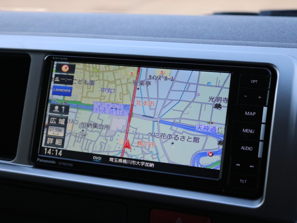 パナソニックストラーダ7インチナビ※音楽録音.DVD再生.Bluetooth.フルセグ