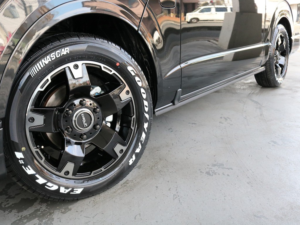 FLEXオリジナルDELF03　17インチアルミホイール☆グッドイヤーナスカータイヤ☆