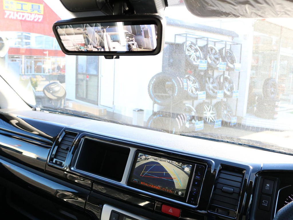 新搭載☆デジタルインナーミラー☆
