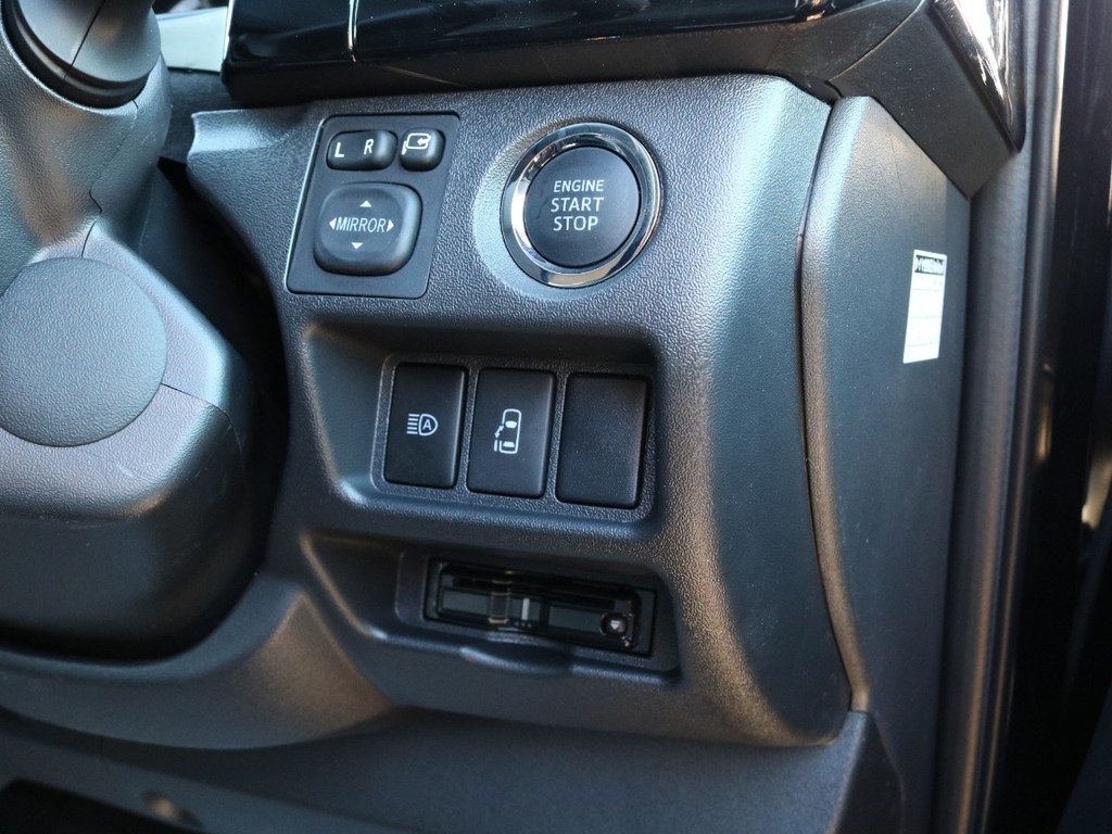 スマートキー＆プッシュスタート☆オートスライドドア☆オートマチックハイビーム☆ETC☆