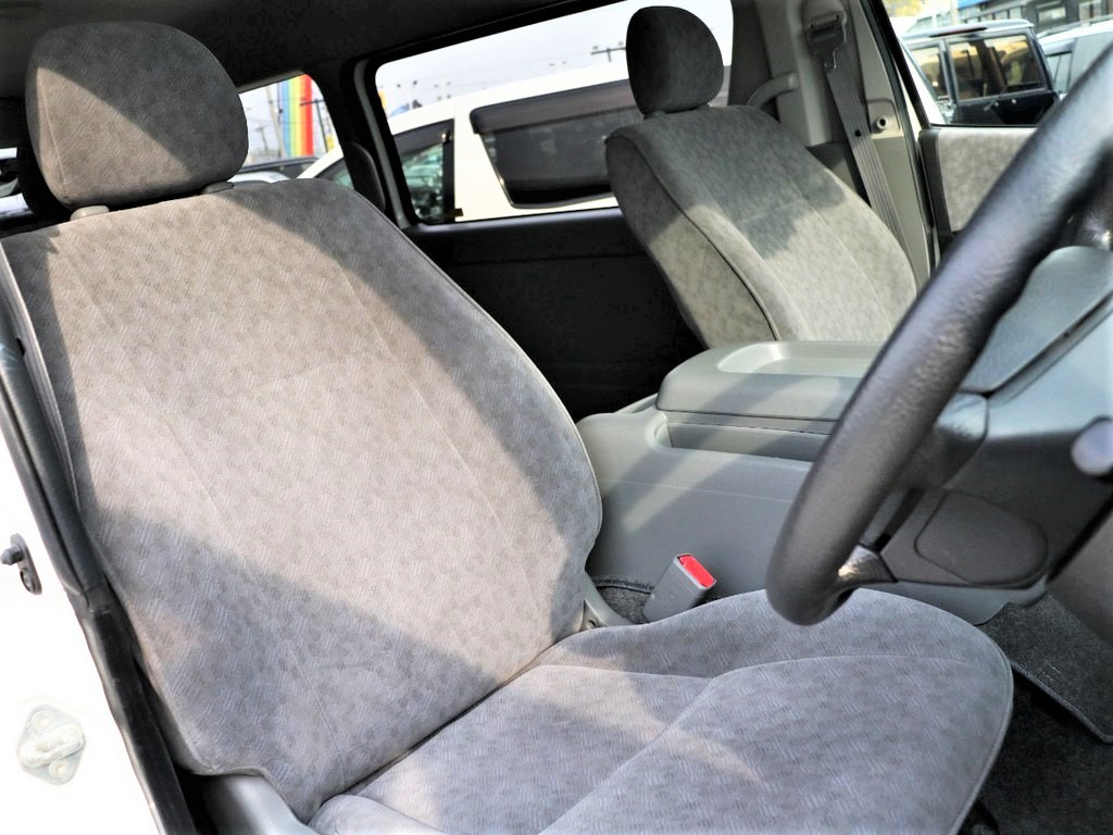 もちろんシートカバーの追加オーダーも可能！！どんどん自分好みにアレンジしましょう！！