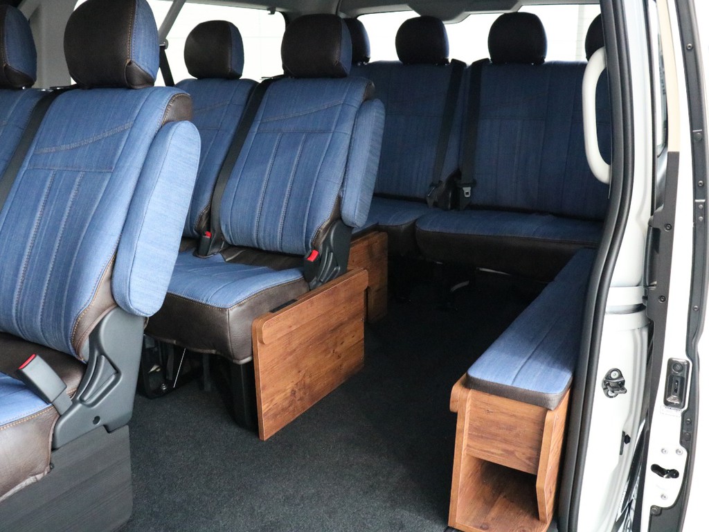 ベッドマット外すと長い荷物積めます♪