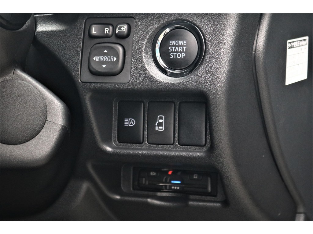 プッシュ式スタート・パワースライドドアスイッチ・ビルトインETC