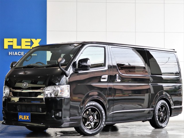 新車　ハイエースS-GLダークプライムⅡ　街乗りしやすい人気のガソリン２WD　希少なレイズ１７インチアルミ付き　ベッドキットも装着済みで即納車可能です！