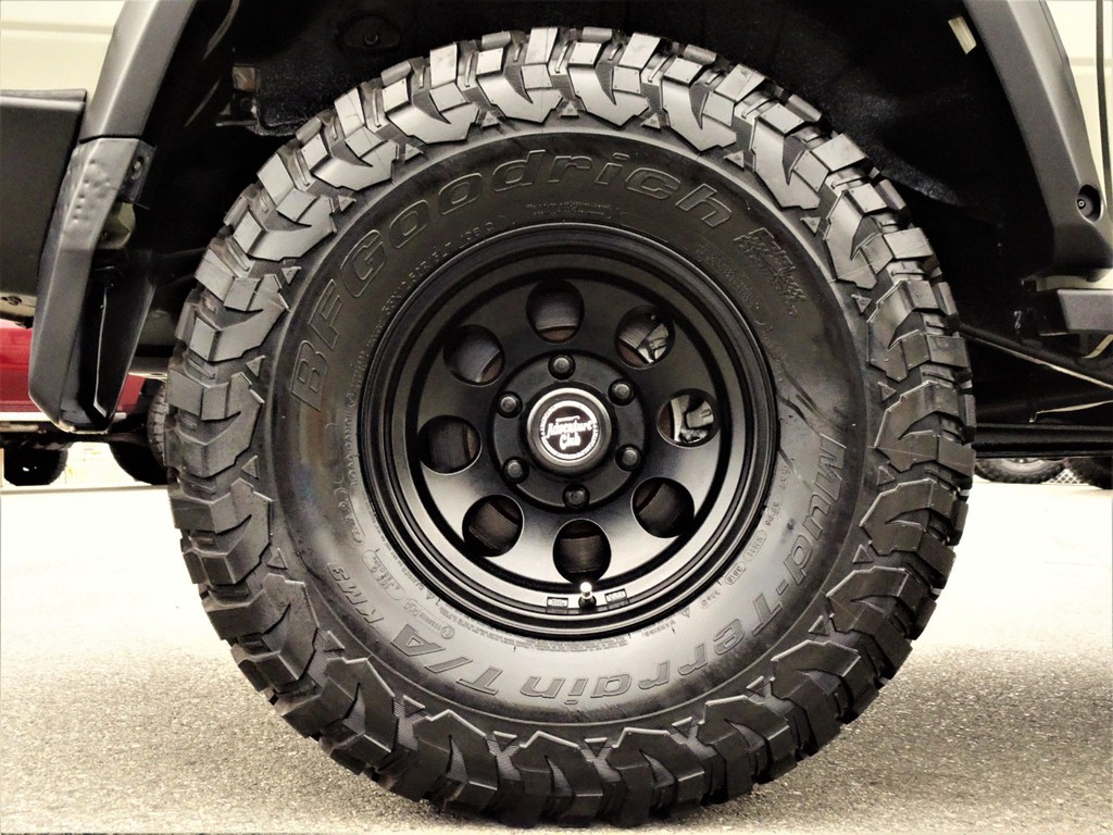 ジムラインAW×BFグッドリッチMT KM3！！いずれも新品インストール♪♪