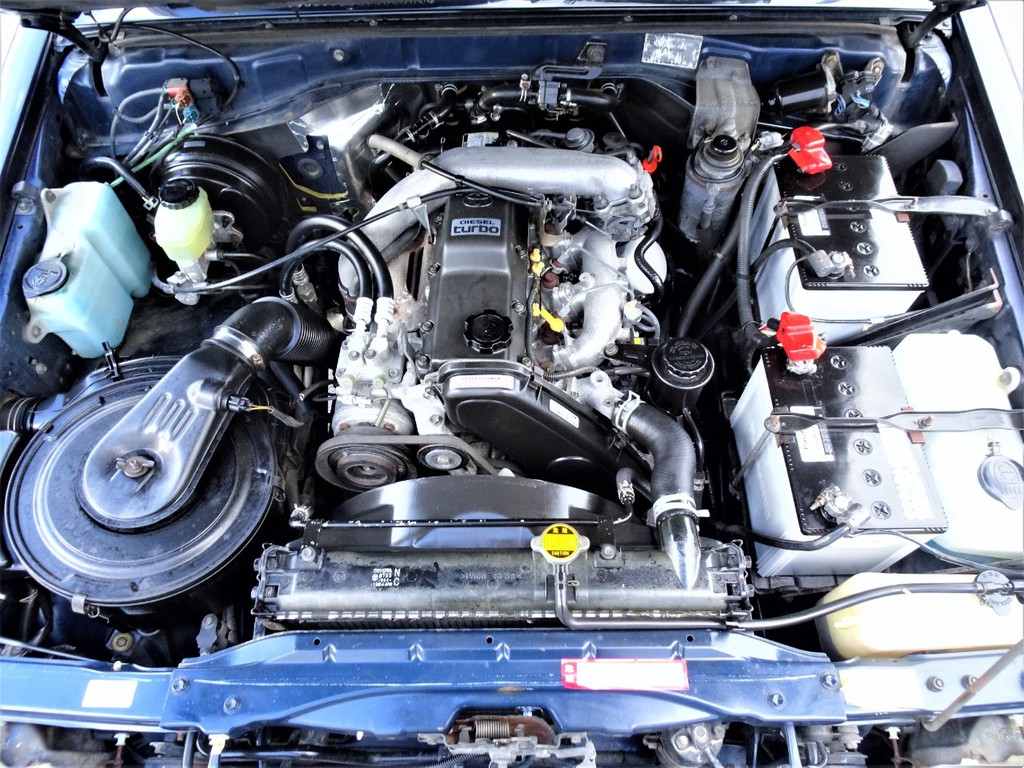 ３．０Lディーゼルターボエンジン！非常にタフなエンジンです。